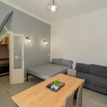 Near Metro-m5 Appartement Milaan