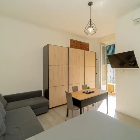 Appartement Near Metro-m5 Milaan