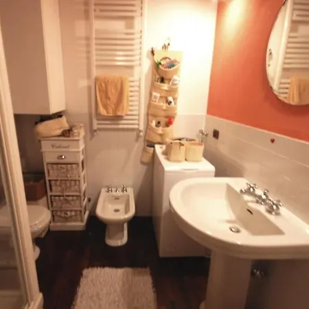 Cozy Flat Arch Of Peace, Center *