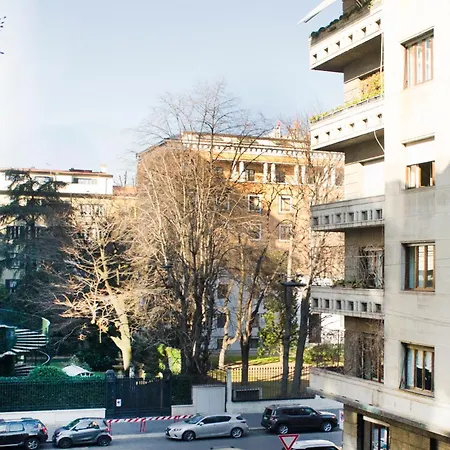 Tra Via Brera E Via Spiga, Deluxe Apartment *