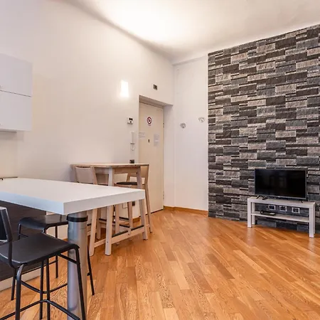 Navigli - Ripa 49 By Cortivo House * Milano