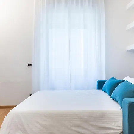 Corso Como-garibaldi - Luxury Flat With Parking And Wifi Daire