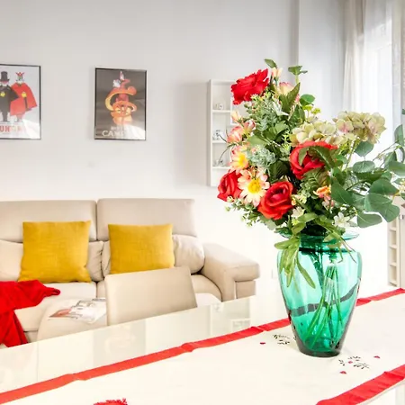 Guesthost - White Flat Bilo Di Design De Angeli Milano