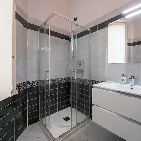 Xenia - Lovely In Citta Studi