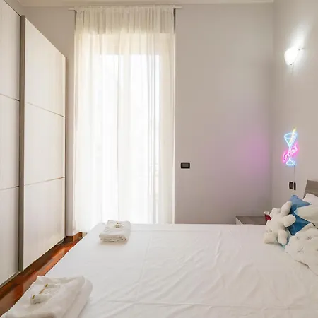 Xenia - Lovely In Citta Studi מילאנו