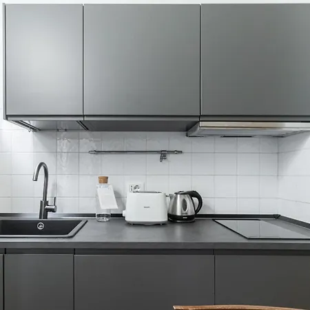 Italianway - Papiniano 18 B *