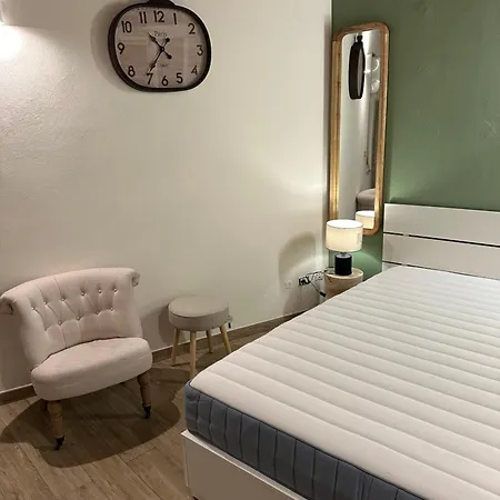 Your Lovely Retreat In Brera Apartman *