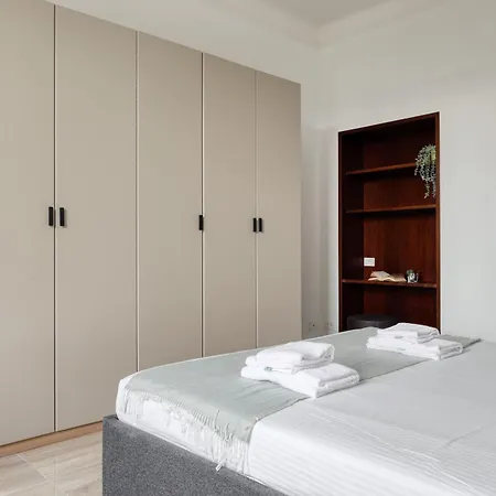 Апартаменты Joivy Charming Flat With Easy Centre Access Милан