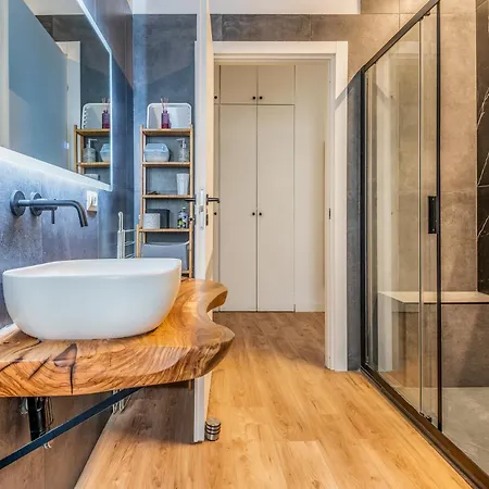 4 Pax Wi-fi Lorenteggio Milano