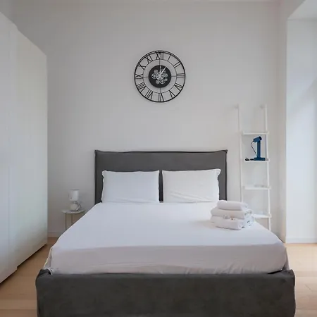 Xenia - New In Corso Buenos Aires *