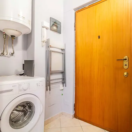 Domusmi Alessi Апартаменты *