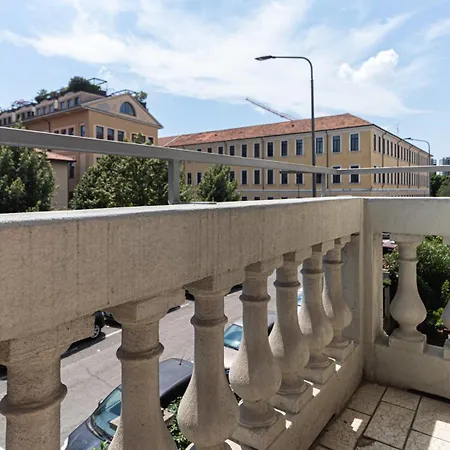 Italianway - Ponti 7 Apartment Milan