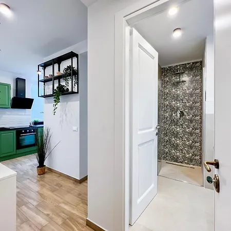 Appartamento Repetti - Two Adjacent & Independent 10 Minutes To Centre & Linate Airport *