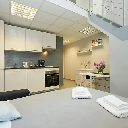 Design White Loft - 15 Minutes Walk From Station * Milan