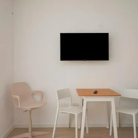 I Host - Binda 18 Apartment