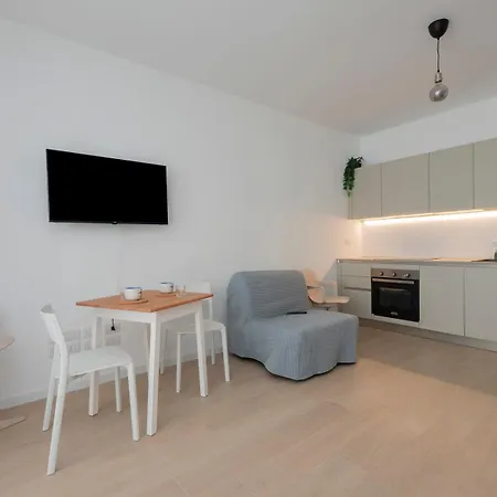 Apartment I Host - Binda 18