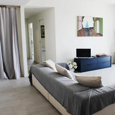 Hbhall Skyline Apartment *
