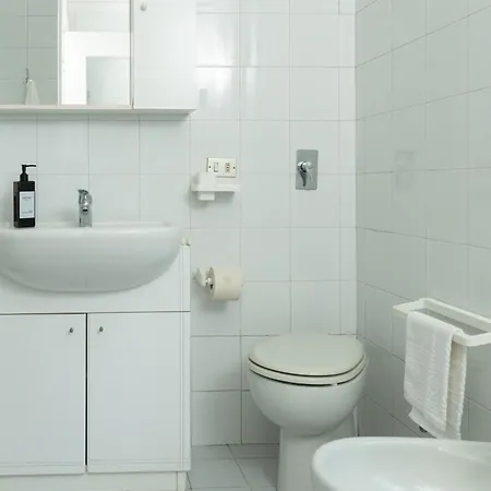 Artstay Porta Romana Apt, Parking, City Centre Apartmán Milán