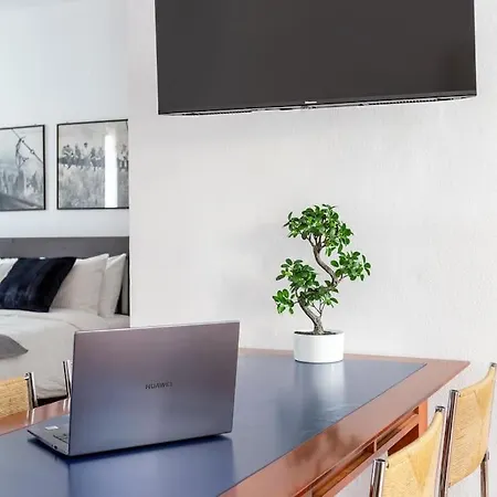 Solferino 29 - Brera Duomo With Private Garden * Mediolan