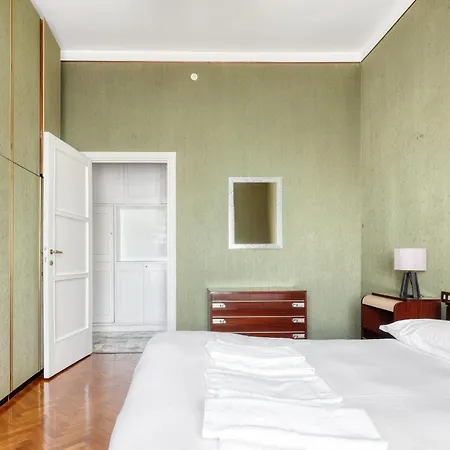 Urban Elegance With A View Viale Tunisia Milano