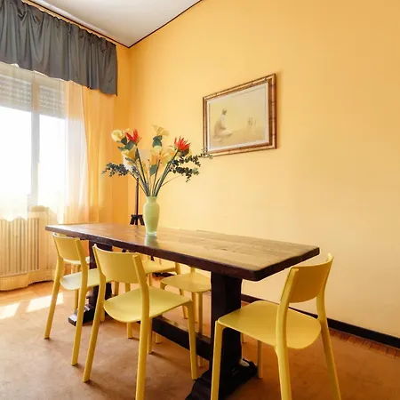 Urban Elegance With A View Viale Tunisia Appartamento *