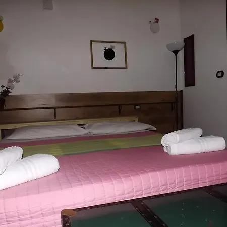 Monteverdi Garden Bed and breakfast 5*
