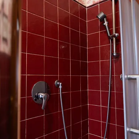 Apartman Duomo Walking Distance Elegant Flat With View