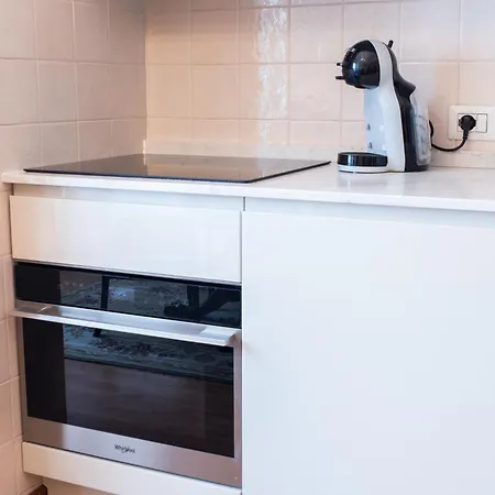 Apartman Duomo Walking Distance Elegant Flat With View Milánó