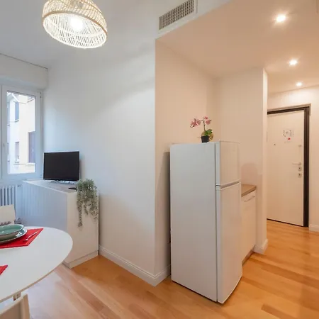 I Host - Gressoney 1 Apartment Milan