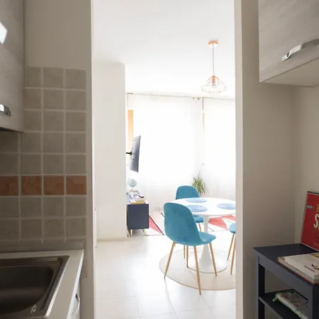 L Arche Comfortrelax Blue Fern House *