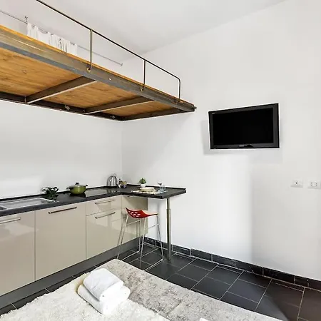 Cozy Central Duomo Flat *
