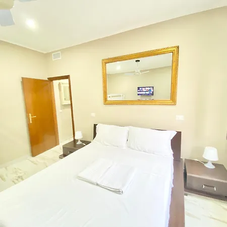 Moderno Linate San Donato Apartamento Milán