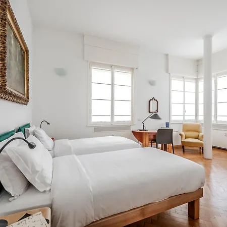 Ceradini With Balcony R&r *