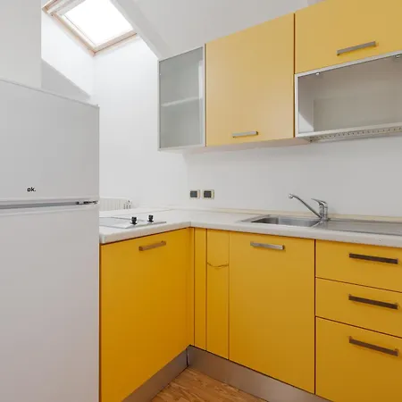 Apartamento Guesthost - Viale Umbria Bright *