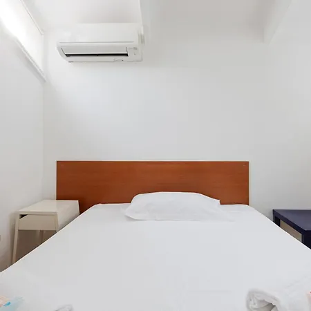 Apartamento Guesthost - Viale Umbria Bright *
