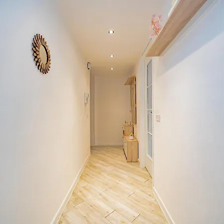 Turrohouse-duomo 12 Minutes Away Apartamento