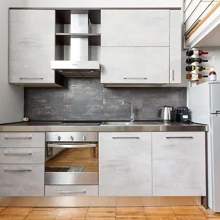 Guesthost - - Gorla M1 Modern Studio! 아파트