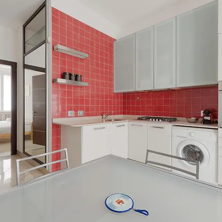 M4 Argonne Balcony * Milán