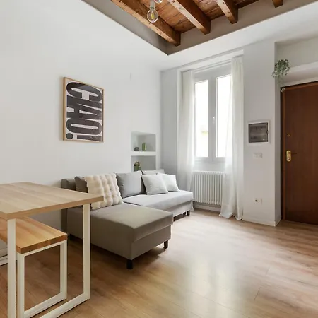 Guesthost - Bright -pasteur M1 * Milano