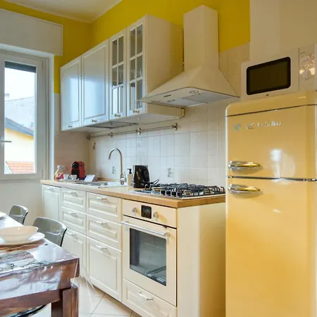 Apartamento Guesthost - Giallo In Milano! Milán
