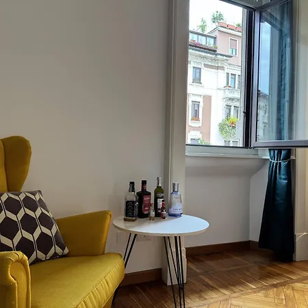 Via Stradivari - Vicino Duomo Lägenhet