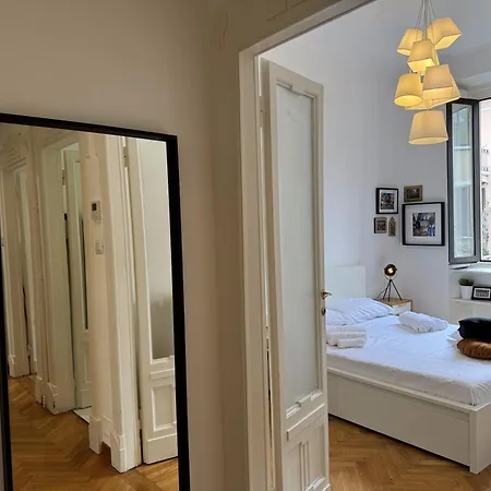 Via Stradivari - Vicino Duomo *