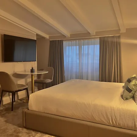 Prestige Boutique Homes - Piazza Duomo Διαμέρισμα *