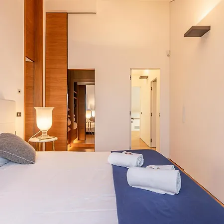 Montenapoleone Luxury Penthouse Milano