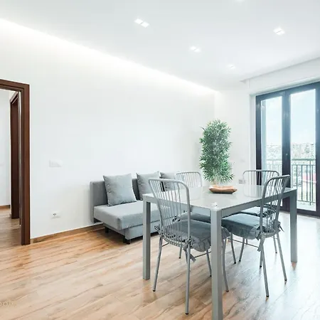 Bonola , Free Parking Appartement