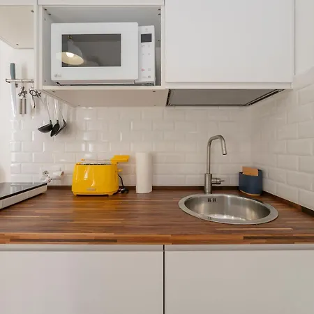 2 Pax Wi-fi- Via D'agrate, 19 C Apartment *