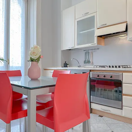 De Amicis 29 - Duomo - Sant'ambrogio Милан