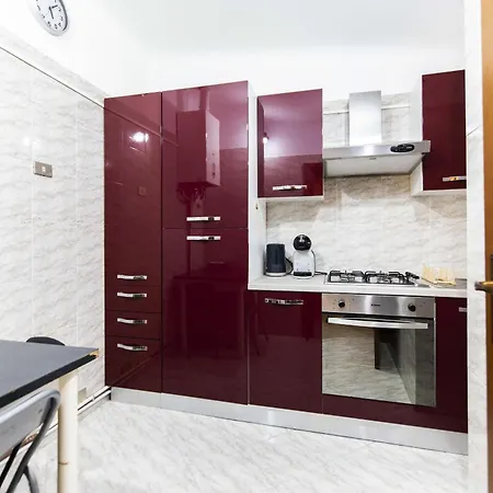 Castelfidardo 8 شقة