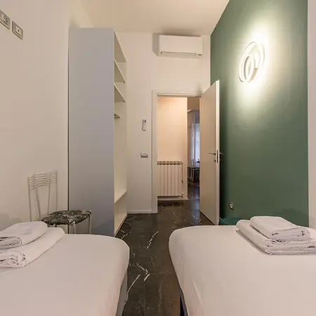 Duomo - Unione Charme * ミラノ