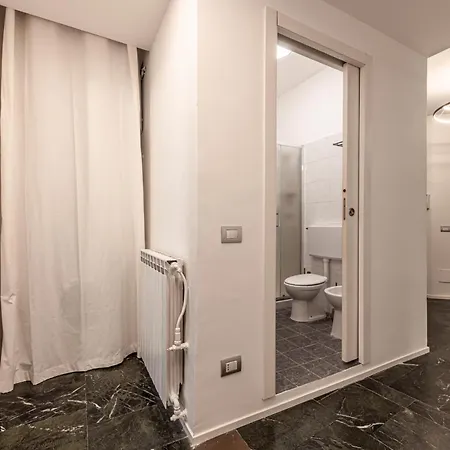 Duomo - Unione Charme * ミラノ